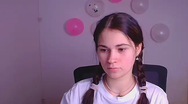 Loon Amore online show from February 16, 8:00 pm