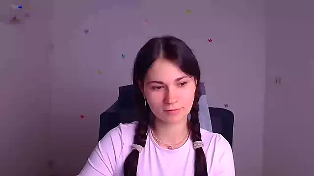 Loon Amore online show from March 2, 7:56 pm