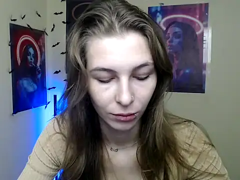 StrangerGi online show from November 30, 7:01 am