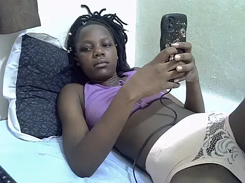 raycute9 online show from April 11, 5:45 am