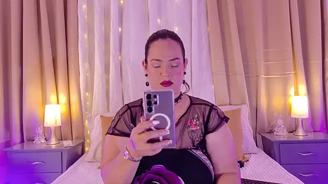 Snapshot of talivega chatting on May 13, 9:00 pm talivega online show from May 13, 9:00 pm
