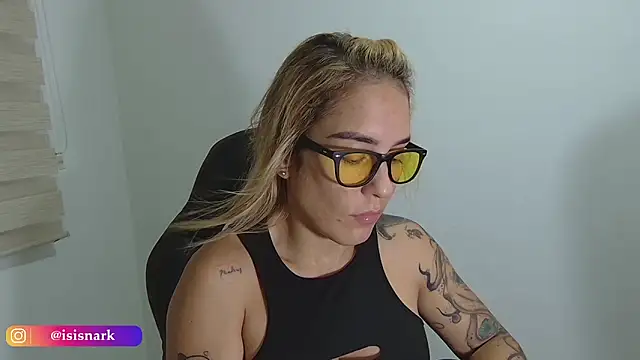 Isis69  online show from February 19, 11:56 pm