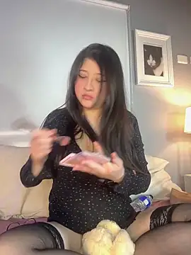 Snapshot of hannaasweet chatting on March 10, 5:07 pm hannaasweet online show from March 10, 5:07 pm