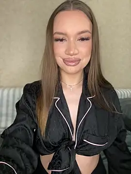 Snapshot of bunnyrich chatting on February 3, 6:57 pm bunnyrich online show from February 3, 6:57 pm