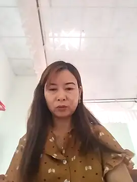 Sexy-ladyboobs20 online show from January 3, 1:27 am