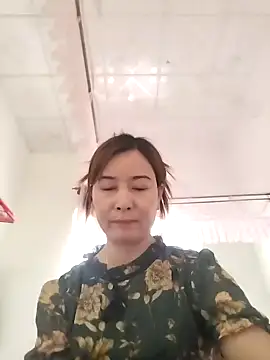 Sexy-ladyboobs20 online show from January 5, 5:20 am