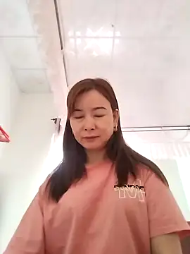 Sexy-ladyboobs20 online show from January 27, 1:59 am