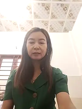 Sexy-ladyboobs20 online show from March 21, 12:51 am