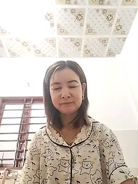 Sexy-ladyboobs20 online show from October 17, 12:58 am