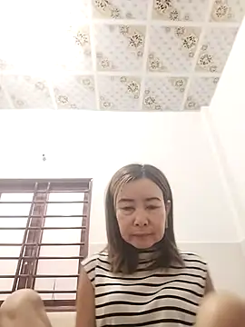 Sexy-ladyboobs20 online show from October 23, 1:16 am