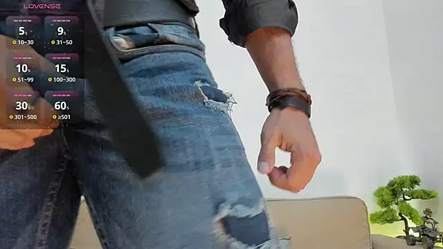 RawAdam online show from November 17, 6:35 pm