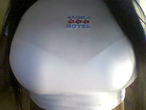 Snapshot of izanmiller2001 chatting on February 26, 8:11 pm izanmiller2001 online show from February 26, 8:11 pm