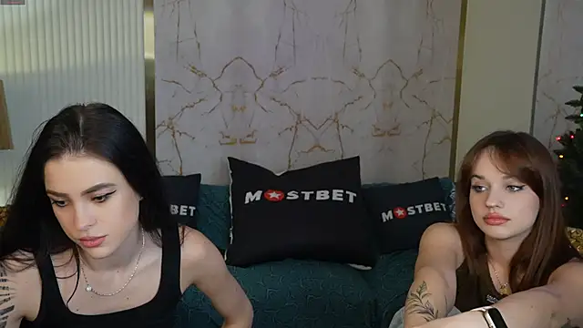 Snapshot of Brendi054 chatting on December 15, 2:37 pm Brendi054 online show from December 15, 2:37 pm