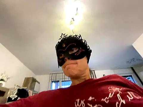 Marilou1983 online show from September 23, 4:43 pm