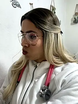 Snapshot of Sweet__Nurse1 chatting on October 25, 7:08 pm Sweet  Nurse1 online show from October 25, 7:08 pm