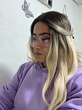 Snapshot of Sweet__Nurse1 chatting on October 26, 6:03 pm Sweet  Nurse1 online show from October 26, 6:03 pm