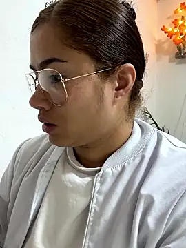 Sweet  Nurse1 online show from January 13, 1:38 pm