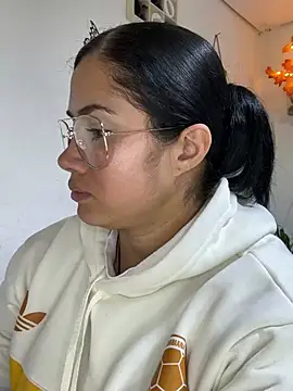 Sweet  Nurse1 online show from March 26, 8:14 pm