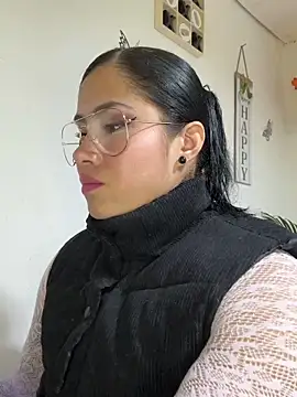 Snapshot of Sweet__Nurse1 chatting on April 24, 9:28 pm Sweet Nurse1 online show from April 24, 9:28 pm