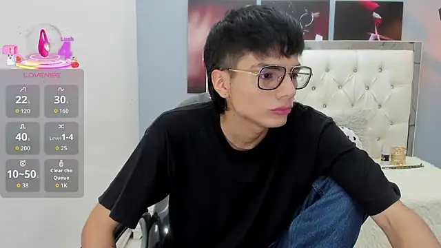 Noha scott online show from April 15, 10:54 pm