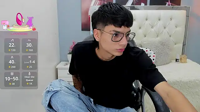 Noha scott online show from April 25, 11:02 pm