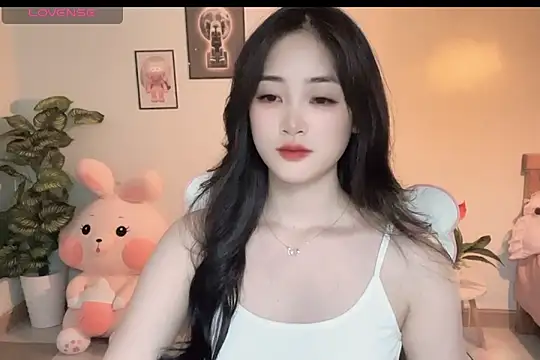 Snapshot of _Aimy_ chatting on October 14, 4:41 pm Aimy online show from October 14, 4:41 pm