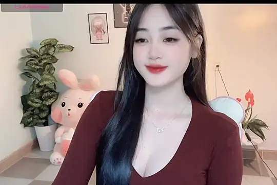 Snapshot of _Aimy_ chatting on November 21, 3:38 am Aimy online show from November 21, 3:38 am