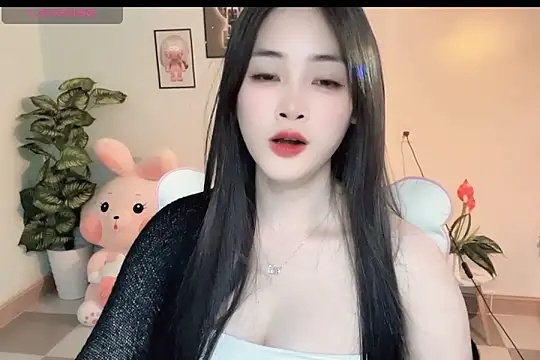 Snapshot of _Aimy_ chatting on November 22, 4:22 am Aimy online show from November 22, 4:22 am