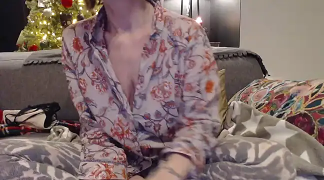 Snapshot of godinflower chatting on December 29, 8:48 pm godinflower online show from December 29, 8:48 pm