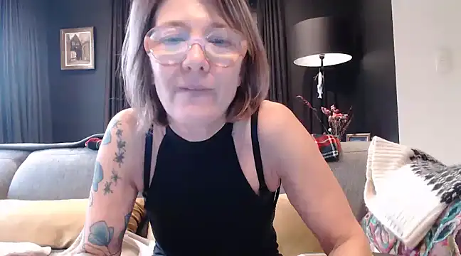 Snapshot of godinflower chatting on January 23, 4:04 pm godinflower online show from January 23, 4:04 pm