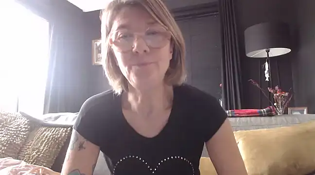 Snapshot of godinflower chatting on January 24, 1:36 pm godinflower online show from January 24, 1:36 pm