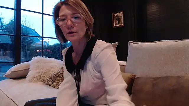 Snapshot of godinflower chatting on February 10, 4:58 pm godinflower online show from February 10, 4:58 pm