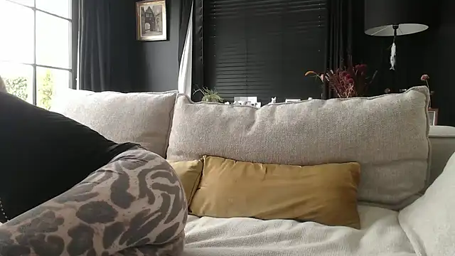 Snapshot of godinflower chatting on September 15, 7:30 am godinflower online show from September 15, 7:30 am