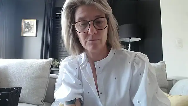 Snapshot of godinflower chatting on September 22, 12:29 pm godinflower online show from September 22, 12:29 pm