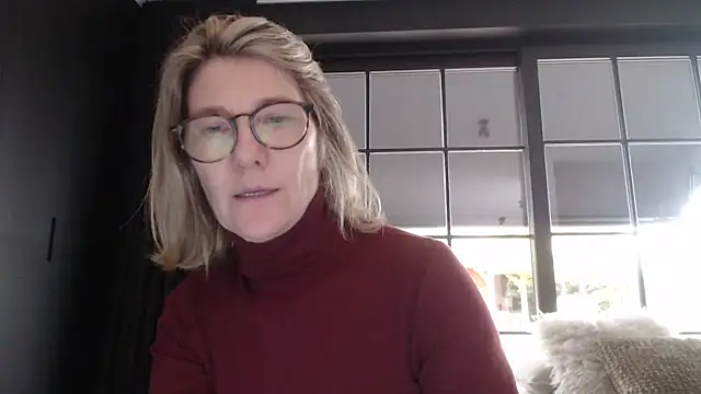 Snapshot of godinflower chatting on October 15, 2:28 pm godinflower online show from October 15, 2:28 pm