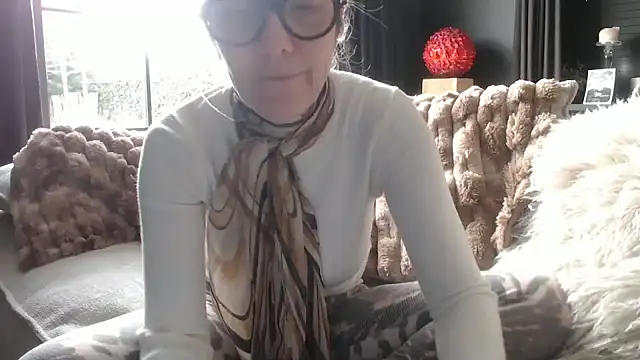 godinflower online show from March 12, 4:24 pm