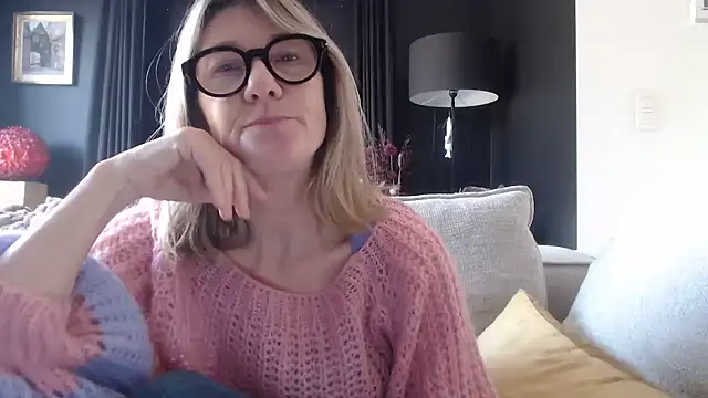 godinflower online show from April 22, 9:33 am