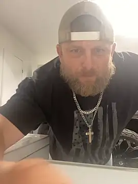 rocket8669 online show from March 22, 9:45 am