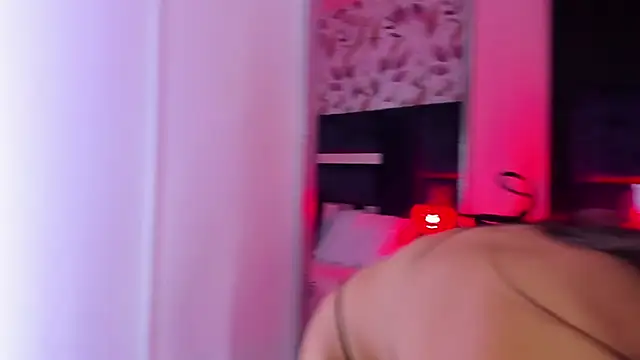 AmmyJones  online show from February 17, 10:36 pm