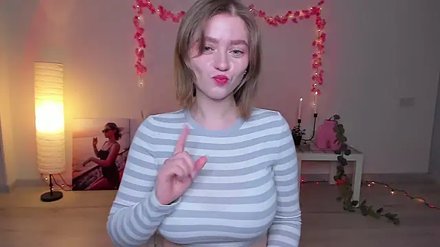 AidaPerry online show from January 16, 6:48 pm