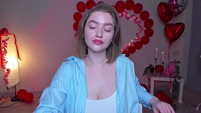 AidaPerry online show from February 14, 6:19 pm