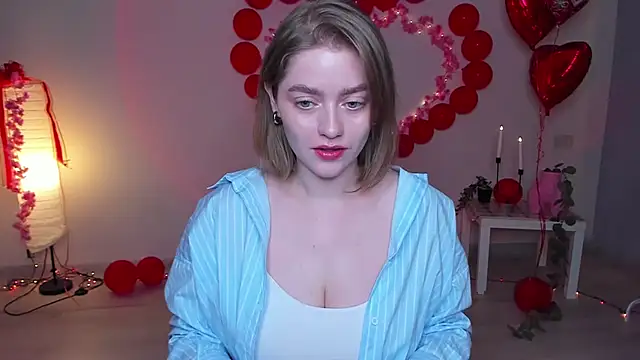 AidaPerry online show from February 20, 6:24 pm