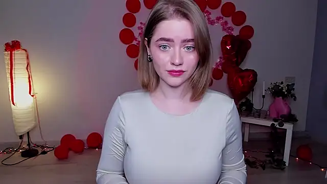 AidaPerry online show from March 1, 5:49 pm