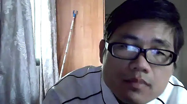 Snapshot of findagirlfriend chatting on December 19, 9:40 am findagirlfriend online show from December 19, 9:40 am