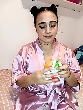 Juanamd1 online show from January 5, 11:59 am