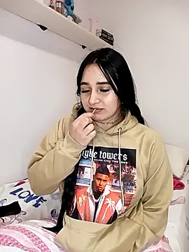 Juanamd1 online show from February 25, 11:19 am