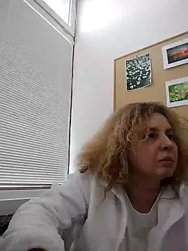SexyHotSusan online show from February 4, 9:28 am
