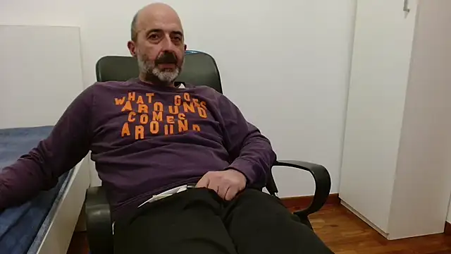 newsimo74 online show from November 1, 7:16 pm