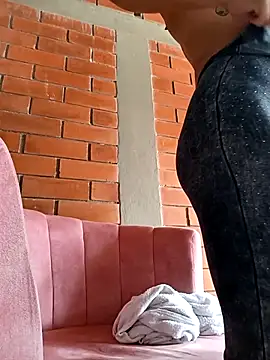 SamaraJay1 online show from October 4, 1:42 pm