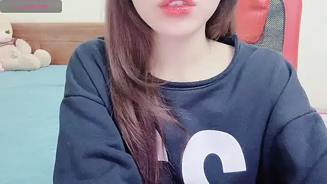 Snapshot of TrinhH_Nabbi chatting on January 6, 1:41 pm TrinhH Nabbi online show from January 6, 1:41 pm